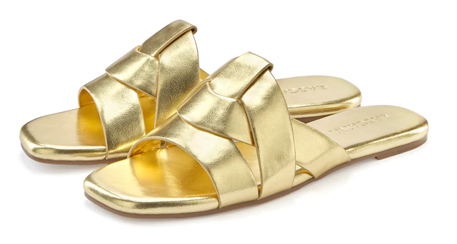 LASCANA Pantolette »Mule, Sommerschuh, offener Schuh, Sandale,« im modischen Metallic Look mit raffinierten Riemchen VEGAN