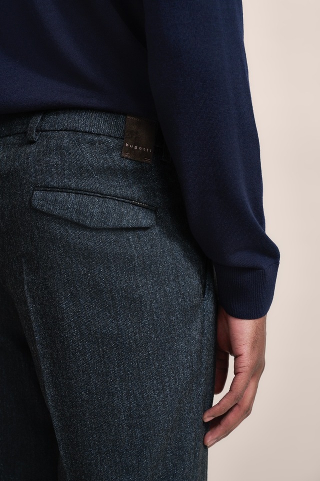 bugatti Bundfaltenhose besonders soft