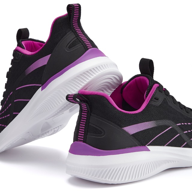 LASCANA Sneaker »Halbschuh, Schnürschuh, Freizeitschuh, Turnschuhe,« aus Textil mit Farbakzenten