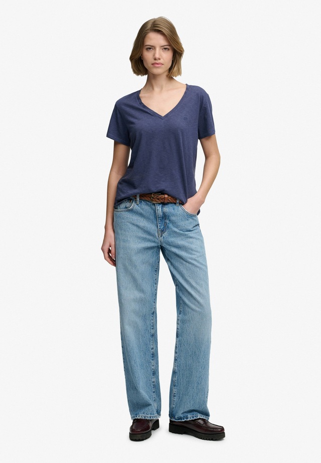 Superdry T-Shirt »STUDIOS SLUB EMB VEE TEE« Baumwollmischung, relaxed fit