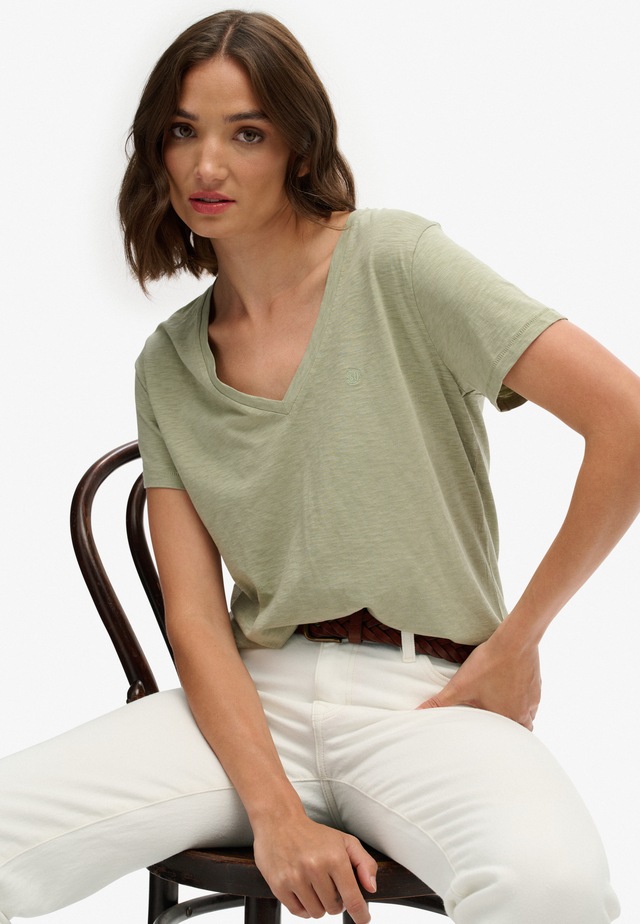 Superdry T-Shirt »STUDIOS SLUB EMB VEE TEE« Baumwollmischung, relaxed fit