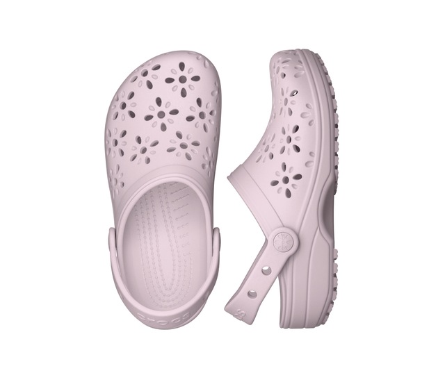Crocs Clog »Classic Floral Cut Out Clog« Sommerschuh, Sandale, Strandschuh mit schwenkbarem Fersenriemen