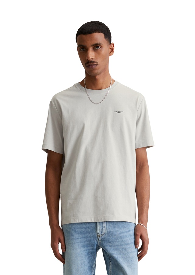 Marc O'Polo DENIM T-Shirt Ein dezenter Logo-Print auf der Brust