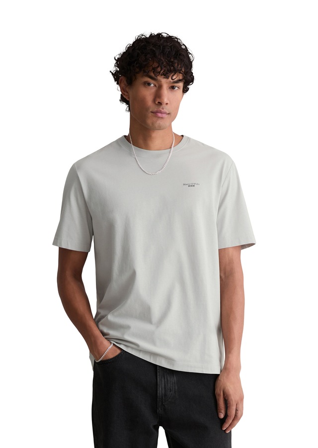 Marc O'Polo DENIM T-Shirt Ein dezenter Logo-Print auf der Brust