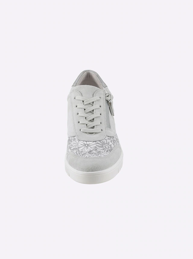 Casual Looks Sneaker
