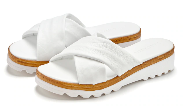 LASCANA Pantolette »Sandale, Sommerschuh, Mule, offener Schuh,« aus Leder mit dezentem Keilabsatz