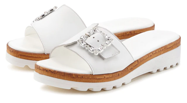 LASCANA Pantolette »Sandale, Sommerschuh, offener Schuh, Mule,« aus Leder mit dezentem Keilabsatz