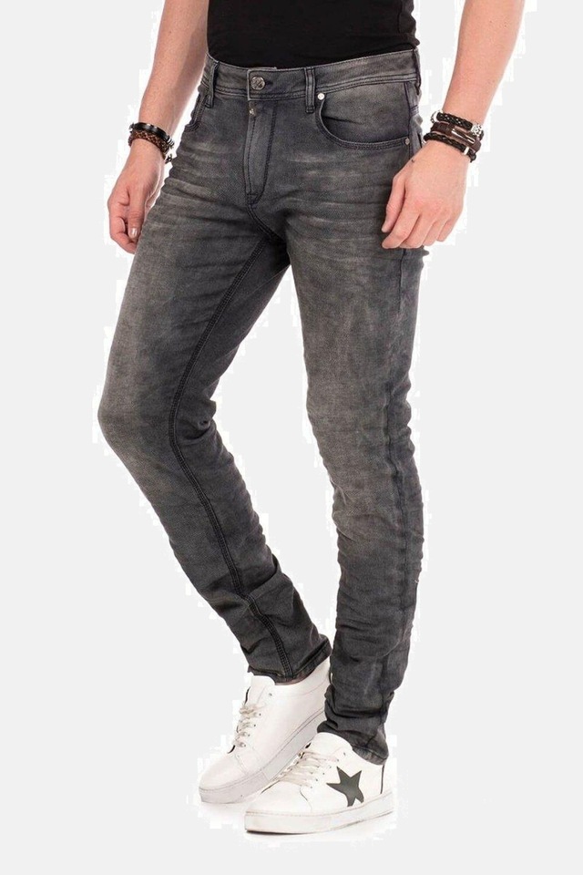 Cipo & Baxx Röhrenjeans »Jeans« mit Elasthanzusatz, CD374