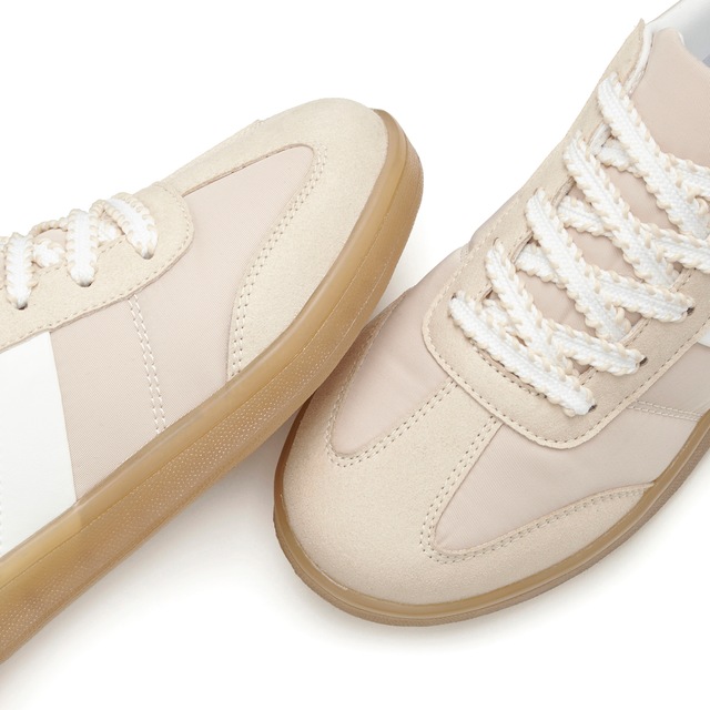 LASCANA Sneaker »Schnürschuh, Halbschuh, Freizeitschuh« mit angesagter Sohle VEGAN