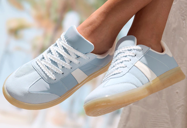 LASCANA Sneaker »Schnürschuh, Halbschuh, Freizeitschuh« mit angesagter Sohle VEGAN