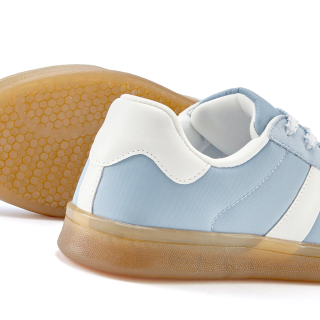 LASCANA Sneaker »Schnürschuh, Halbschuh, Freizeitschuh« mit angesagter Sohle VEGAN
