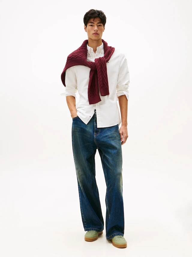 Tommy Jeans Langarmhemd »TJM REGULAR OXFORD« mit Rundhalsausschnitt, Button-down-Kragen