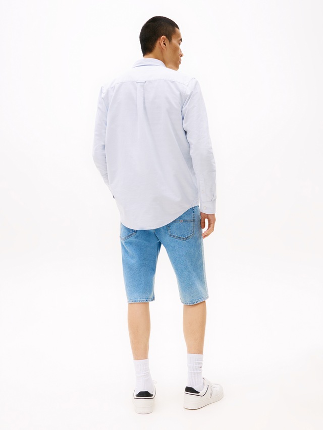 Tommy Jeans Langarmhemd »TJM REGULAR OXFORD« mit Rundhalsausschnitt, Button-down-Kragen