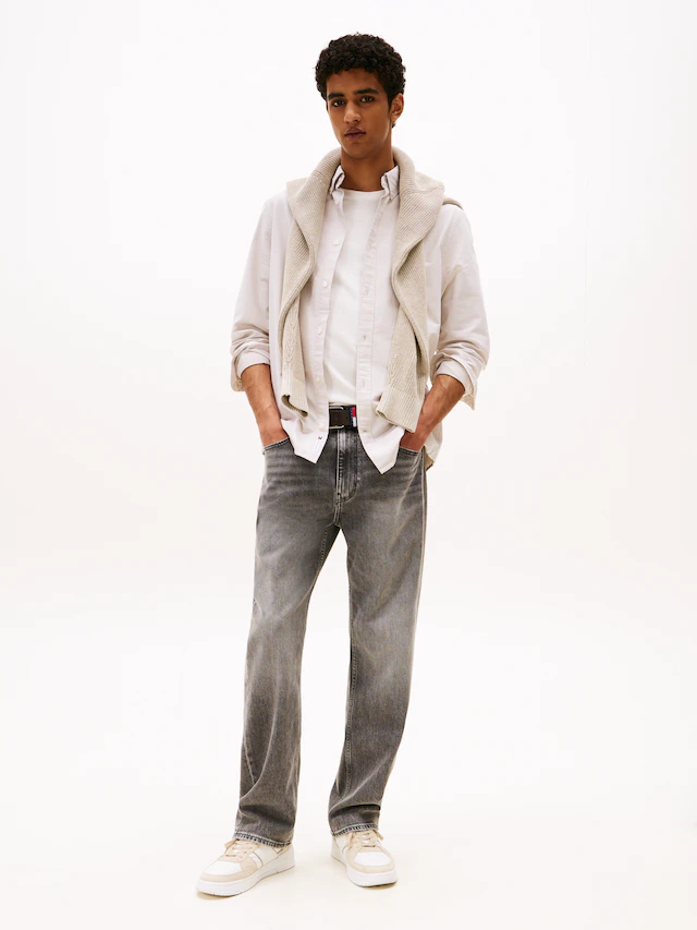 Tommy Jeans Langarmhemd »TJM REGULAR OXFORD« mit Rundhalsausschnitt, Button-down-Kragen