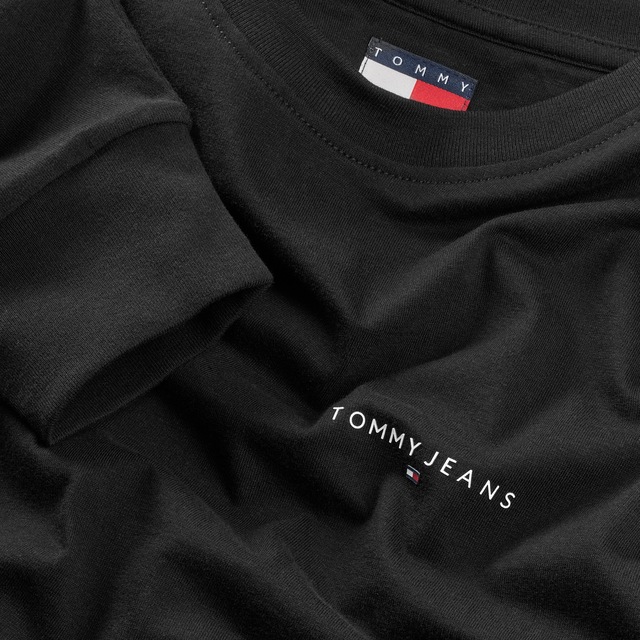 Tommy Jeans Langarmshirt »TJM SLIM CHEST LINEAR LS TEE EXT« Mit Rundhalsausschnitt