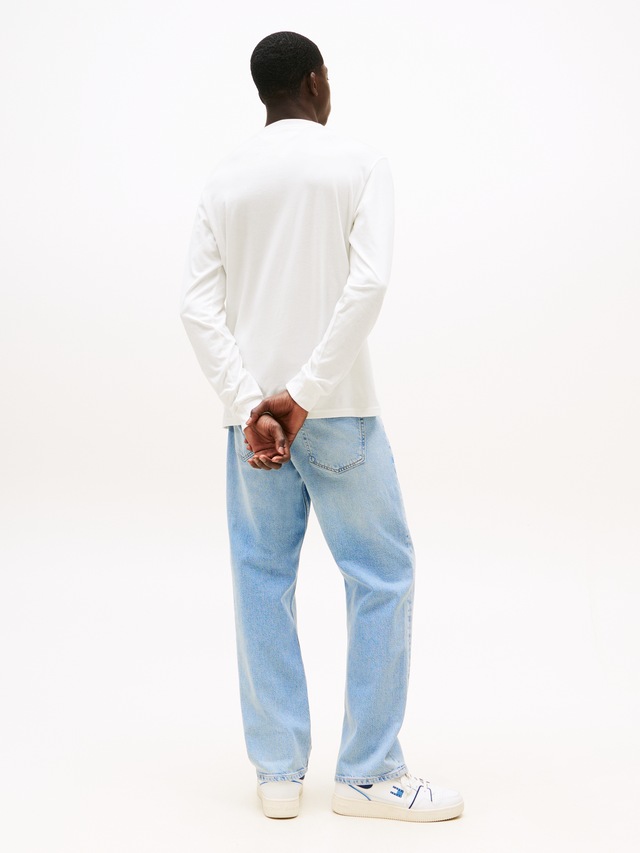 Tommy Jeans Langarmshirt »TJM SLIM CHEST LINEAR LS TEE EXT« Mit Rundhalsausschnitt