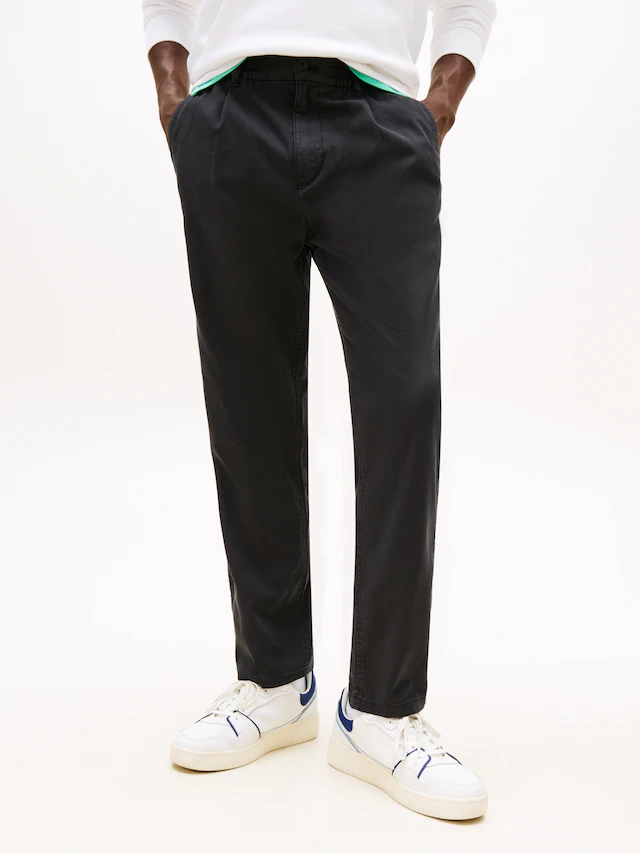 Tommy Jeans Stoffhose »TJM ISAAC LIGHT COTTON PANTS« Mit Gürtelschlaufen