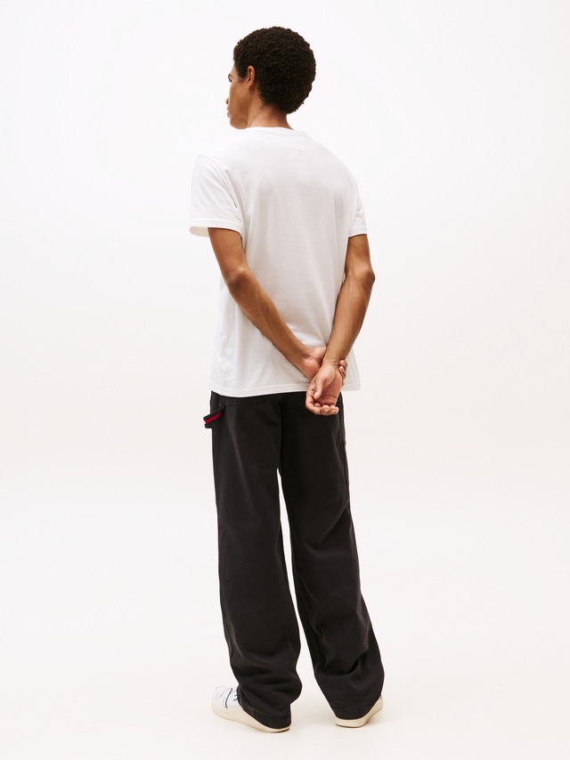 Tommy Jeans T-Shirt »TJM SLIM LINEAR CHEST TEE EXT« Mit Rundhalsausschnitt