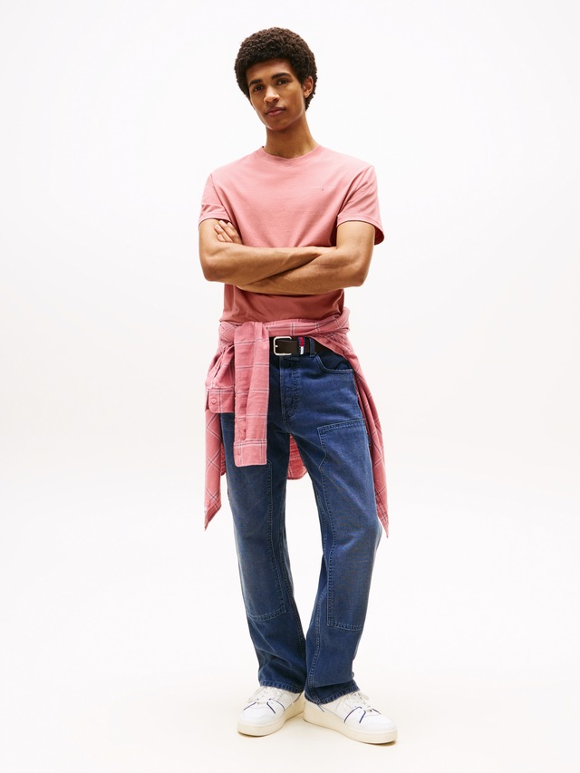 Tommy Jeans T-Shirt »TJM SLIM LINEAR CHEST TEE EXT« Mit Rundhalsausschnitt