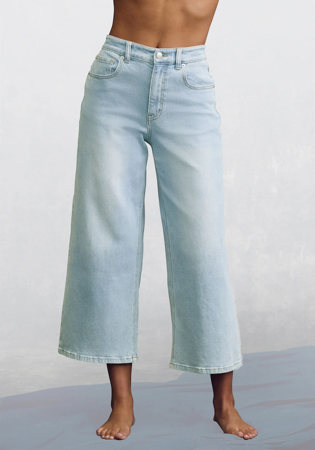 LASCANA 7/8-Jeans »in modischer Culotte-Form« aus Baumwoll-Denim, Straight-Leg, Sommerhose