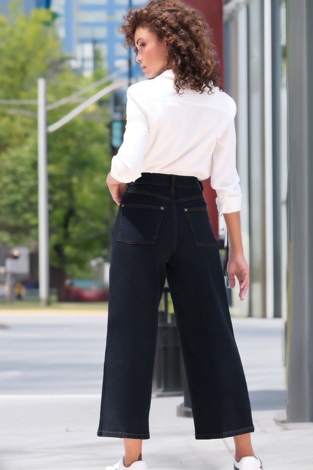 LASCANA 7/8-Jeans »in modischer Culotte-Form« aus Baumwoll-Denim, Straight-Leg, Sommerhose