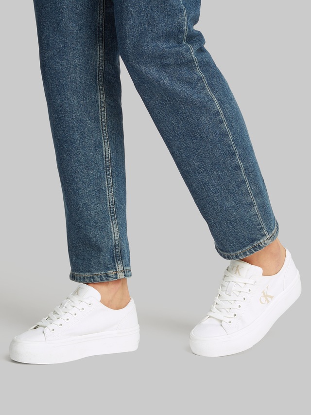 Calvin Klein Jeans Plateausneaker »VULC FLATFORM LOW CV MG« Schnürschuh, Freizeitschuh, Halbschuh mit seitlichem Logo