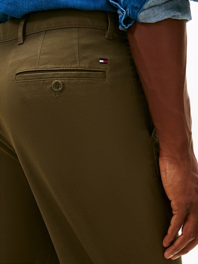 Tommy Hilfiger Chinohose »DENTON ESSENTIAL« Gerades Bein, Schlichte Optik