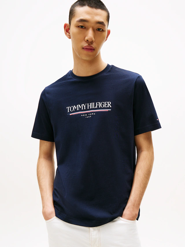 Tommy Hilfiger T-Shirt »BRAND LOVE HILFIGER TEE«