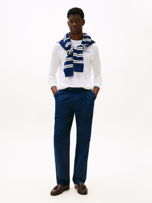 Tommy Hilfiger Longsleeve »HILFIGER STACK LS TEE« Kontrastfarbener Print auf der Brust