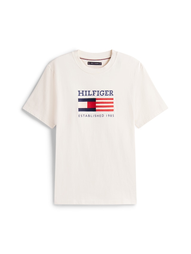 Tommy Hilfiger T-Shirt »AMERICANA MONOTYPE FLAG BOX TEE« Mit markanter Stickerei