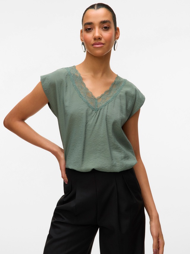 Vero Moda Spitzentop »VMSAFA SL V-NECK LACE TOP WVN GA NOOS«