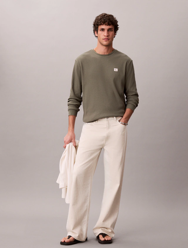 Calvin Klein Jeans Langarmshirt »LS WAFFLE BADGE CREWNK TEE« Mit Rundhalsausschnitt