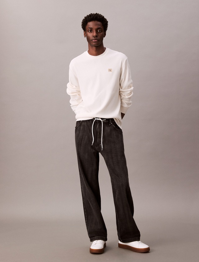 Calvin Klein Jeans Langarmshirt »LS WAFFLE BADGE CREWNK TEE« Mit Rundhalsausschnitt