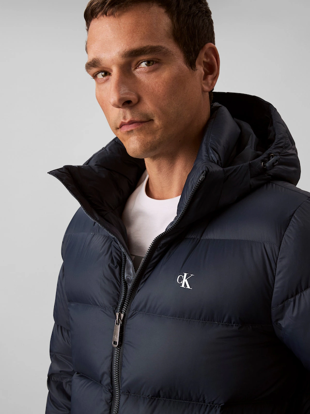 Calvin Klein Jeans Steppjacke »LS NYLN ZP OFF HD DW« mit Kapuze Kapuze, Regular Fit, warm wattiert