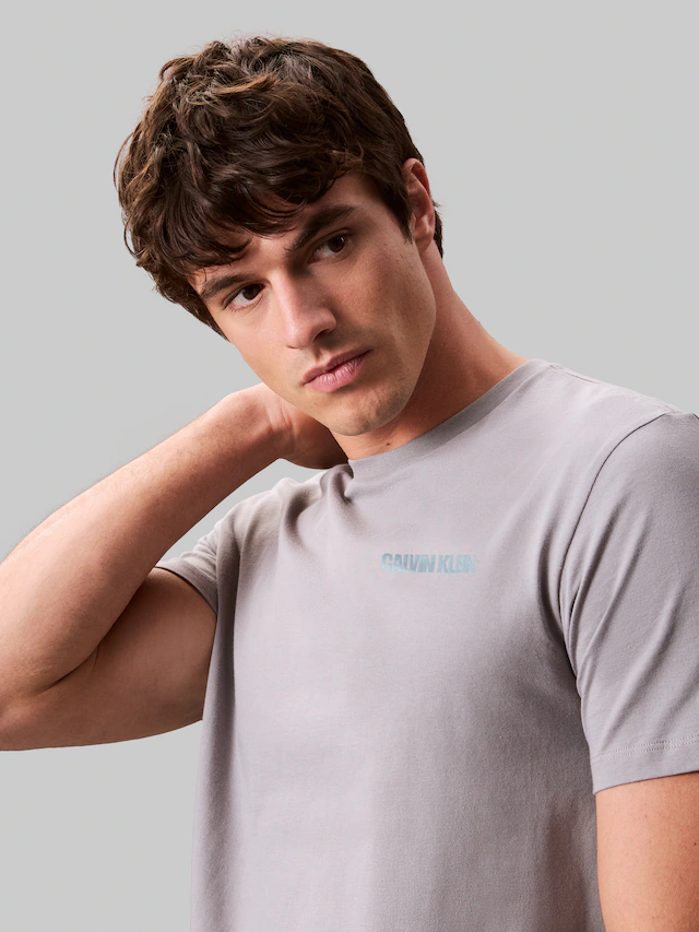 Calvin Klein Jeans T-Shirt »SS 30s E WRD STRTCH« mit großem Logodruck auf dem Rücken