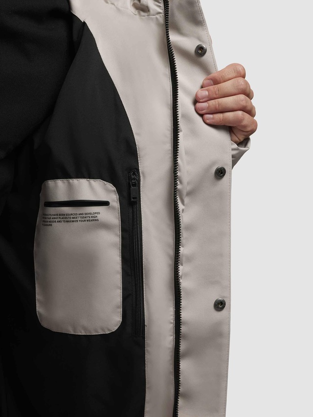 khujo Steppmantel »Morse2-YM« Urbaner Herren Mantel mit Kapuze und Rucksackgurten
