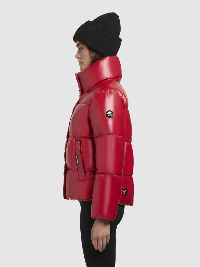 khujo Steppjacke »Rinja Shiny-YM« ohne Kapuze Glänzende kurze Winterjacke für Damen
