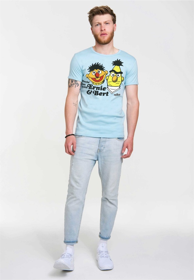 LOGOSHIRT T-Shirt »Ernie und Bert« mit witzigem Print