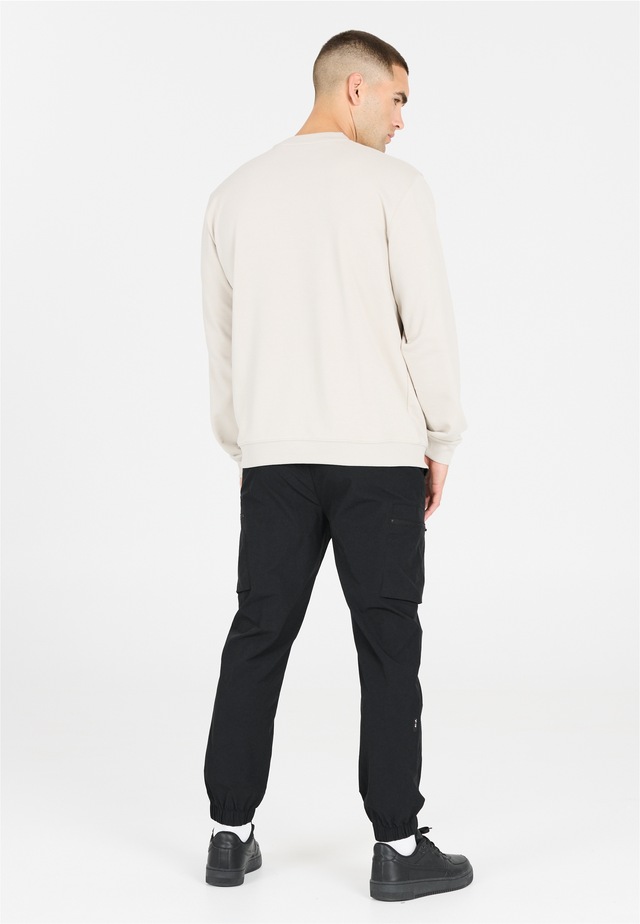 Virtus Sweathose »Ayden« im funktionalen Cargo-Design