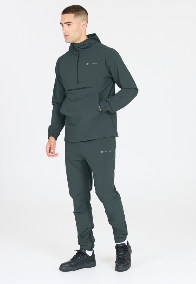 Virtus Sporthose »Jayson« mit 4-Wege-Stretchfunktion