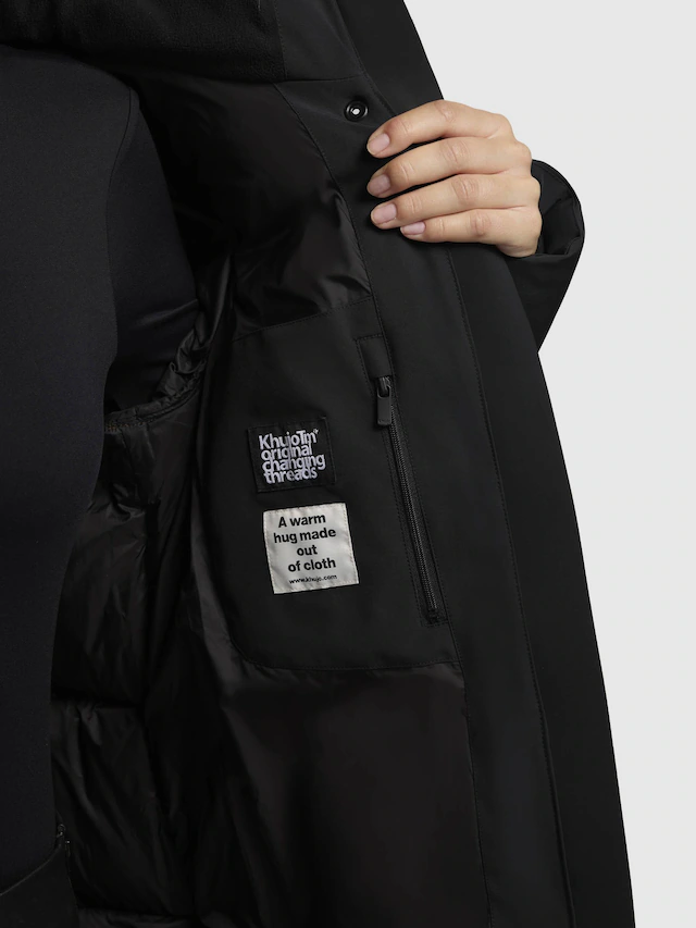 khujo Kurzmantel »Lola-YM« warme Winterjacke mit großzügiger Kapuze