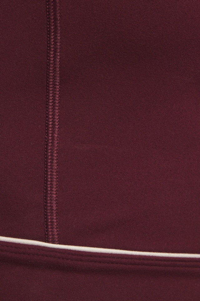 Copenhagen Studios Crop-Top mit überkreuzten Trägern im Rücken