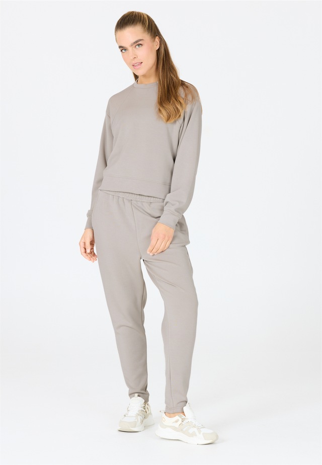 ENDURANCE Sporthose »Jade« aus superweicher Materialmischung