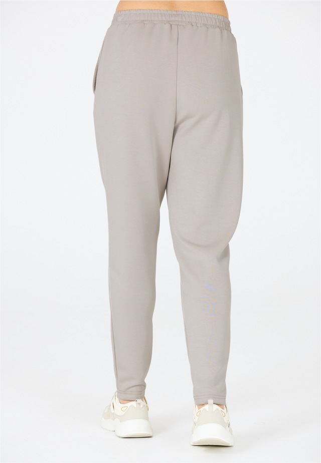ENDURANCE Sporthose »Jade« aus superweicher Materialmischung