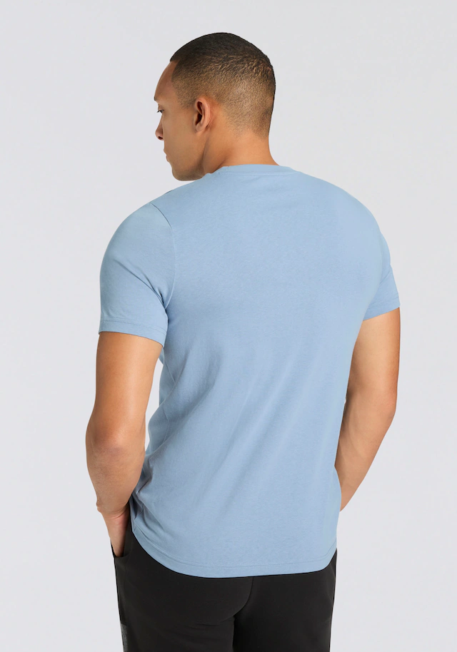 PUMA T-Shirt »ESS CAMO TEE« gerade Passform, Kurzarm, für Alltag und Freizeit