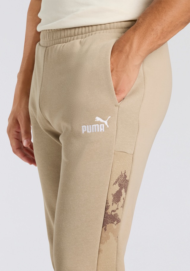 PUMA Trainingshose »ESS CAMO SWEATPANTS FL CL« Regular Fit, mit Eingrifftaschen, sportlicher Stil