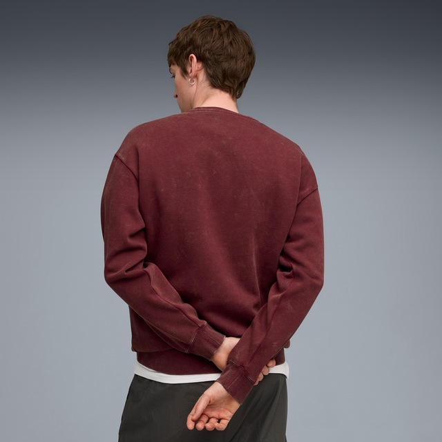 PUMA Langarmshirt »ESS ELEVATED RELAXED WASH CREW FL« sportlicher Stil