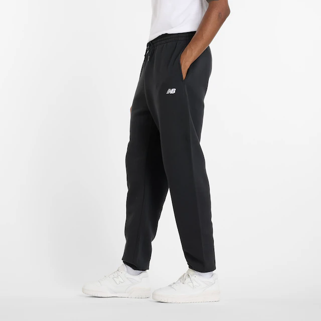 New Balance Jogginghose »SPORT ESSENTIALS FLEECE JOGGER« mit Eingrifftaschen, aus Fleece, lockere Passform