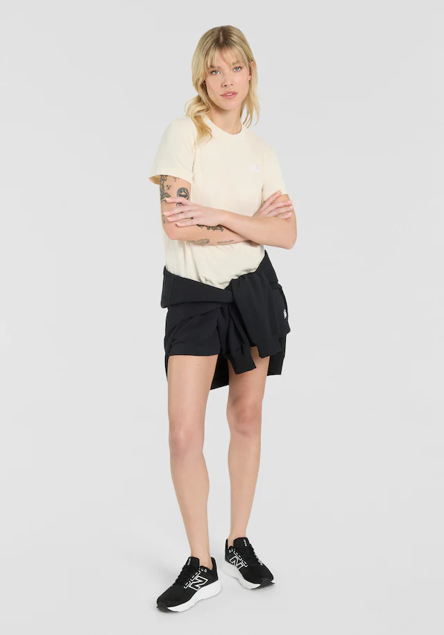 New Balance T-Shirt »SPORT ESSENTIALS JERSEY T-SHIRT« Kurzarm, mit Rundhalsausschnitt