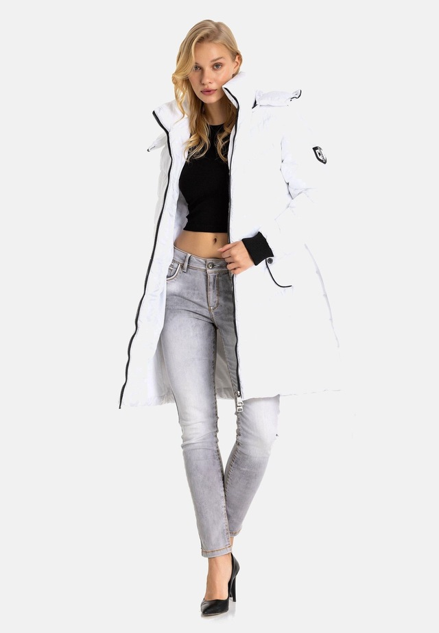 Cipo & Baxx Winterjacke »Jacken« mit Kapuze mit abnehmbarer Kapuze, WM135